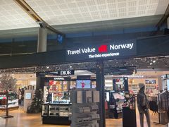 -Travel Value Fashion