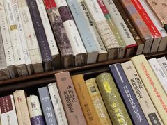 -斯多格书乡(北京大学畅春园店)