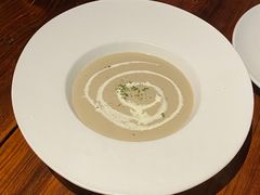 奶油蘑菇汤&nbsp;mushroom&nbsp;soup-MARU玛露音乐餐厅(大学路店)