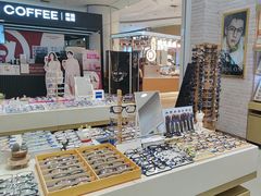 -标准眼镜·蔡司官方授权店(塘沽远洋未来汇店)