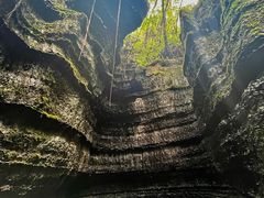 -梭布垭石林景区