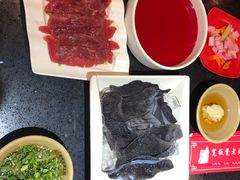 屠场鲜鸭血-宽板凳老灶火锅(外馆斜街店)