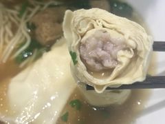 -牛吃草牛肉面(甬港南路店)