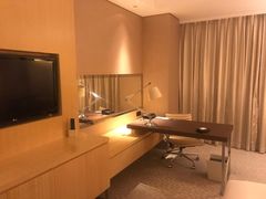 -上海漕河泾万丽酒店