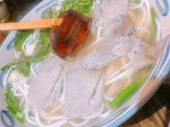 牛肉米线-云上千禾(水上店)