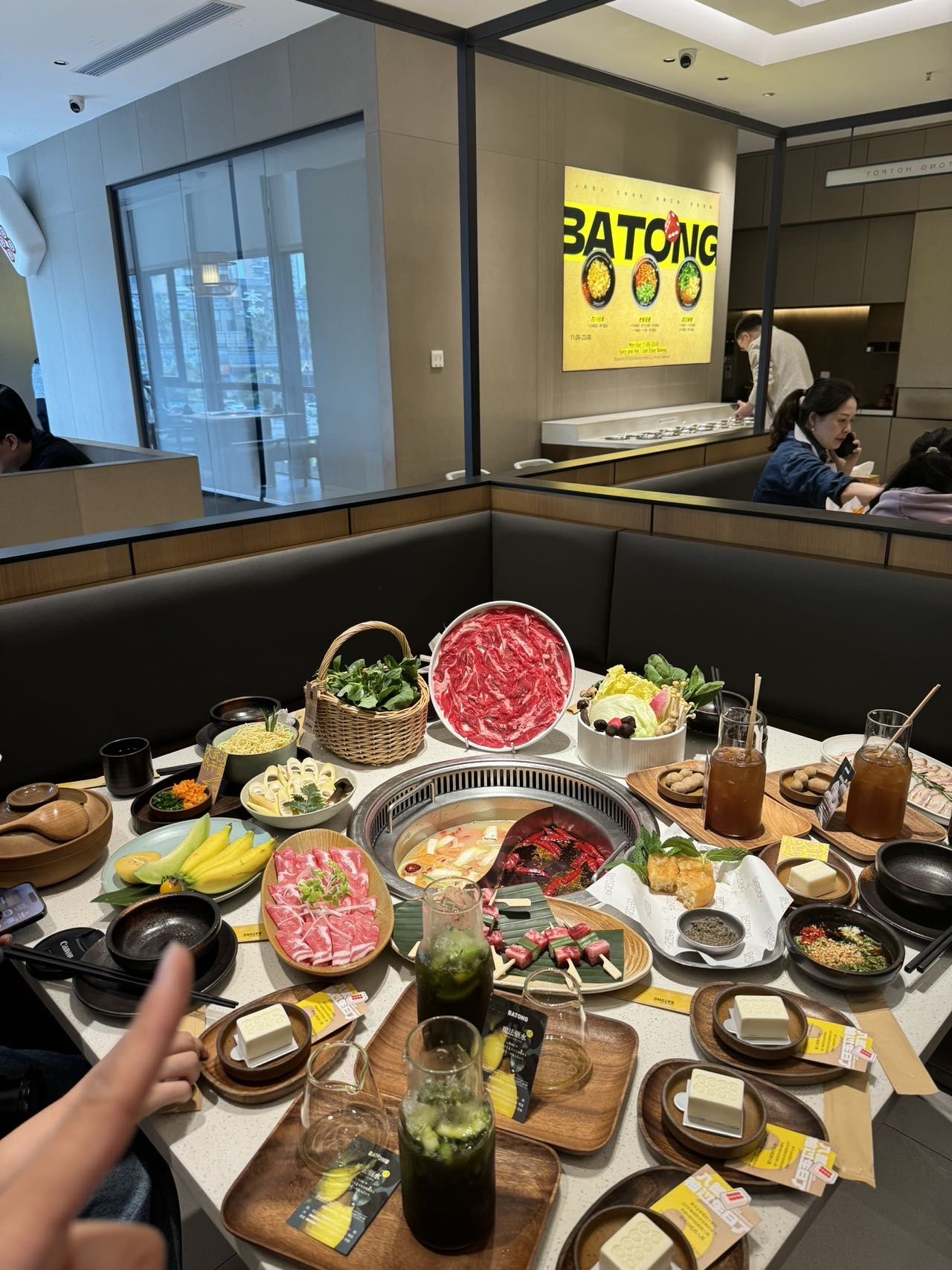 八筒火锅在武汉开了很多年了!
