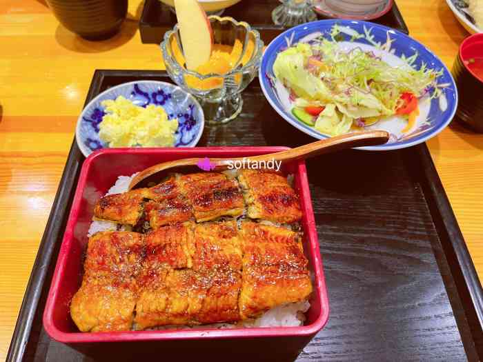 惠比寿日本料理-"为了吃牛肠火锅我来这家了.位于森茂大厦.