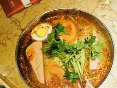 -喝丢一只鞋辣炒海鲜小烧烤(三八广场店)