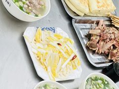-铁军鲜羊肉汤