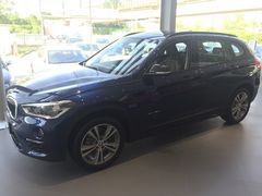 -上海宝信宝马4S店