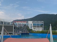 -荔波冰雪水世界主题乐园