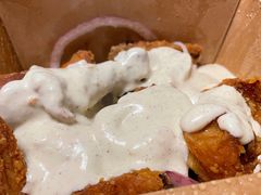 炸鸡一半一半-富乐满韩国正宗炸鸡韩国料理(虹泉路店)