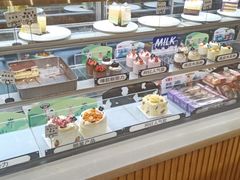 -焙丽拾光(麦凯乐直营店)