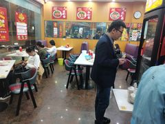 大堂-1817大碗牛肉粉