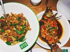 -费大厨辣椒炒肉(高铁吾悦广场店)