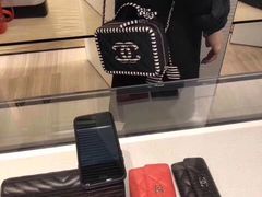 -Chanel(德基广场店)