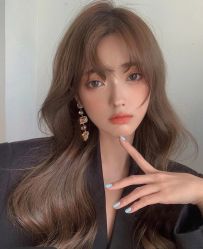 -BULB STUDIO 巴柏明星发型工作室