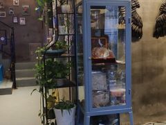 -臻鲜燕海鲜融合餐厅(金陵style店)