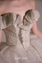 -Lady  Jane高端婚纱礼服馆