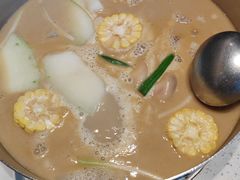 -肥仔文澳门猪骨煲(南京西路店)