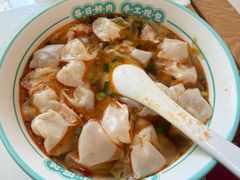 -财兜兜大黄山小馄饨