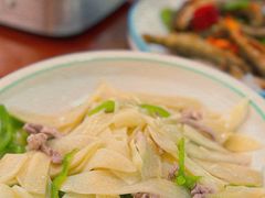 -小小饭店·休闲农庄·安吉松树林里的农家菜
