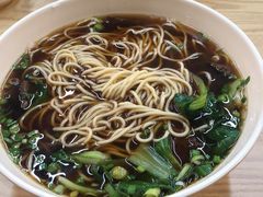 -小马牛肉面·牛骨熬制(南京博物院店)