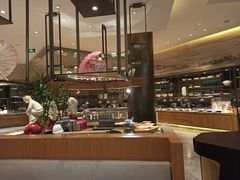 -华邑酒店·鲜艳全日自助餐厅