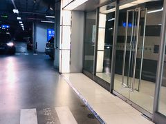 -大宁国际商业广场-地下停车库