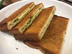 咖椰吐司-HELLO 27 意面·沙拉·帕尼尼