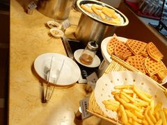 -天伦松鹤大饭店·欣妮咖啡