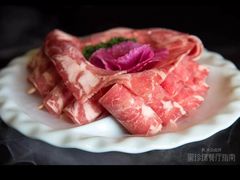 至尊肥牛-巴国妹子毛肚火锅(蓝光悦城店)