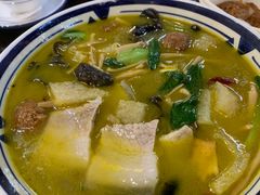 -蓝田九大碗民俗食府(蓝田店)