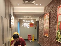 -汉堡王(西直门凯德MALL店)