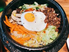 石锅拌饭-百年石锅饭·朝鲜族传统民餐