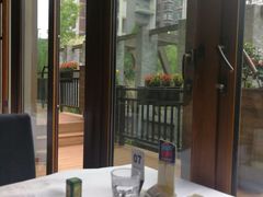 -黔蘑菇四季餐厅(观山湖店)