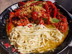 -沪小胖小龙虾(淮海中路旗舰店)
