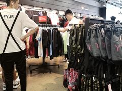 -NIKE上海青浦优选体验店