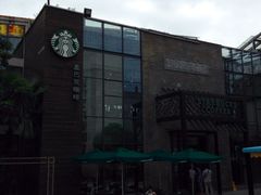 -星巴克(南宁民歌湖店)