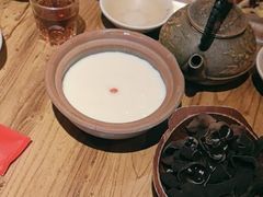 -吴氏老牌坊云南鱼豆花火锅店(通江街店)