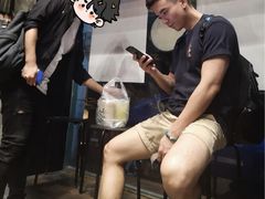 -肥仔文澳门猪骨煲(南京西路店)