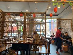大堂-铁锅炖灶台鱼老三炖鱼馆