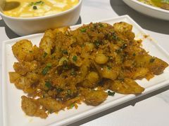 渣渣土豆-三猫黑鱼花(南大店)