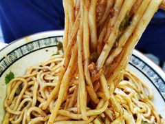 -鲁建明成都担担面