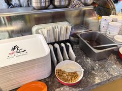 -红鼻子桂林米粉(金唐新光界店)