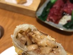 千层叉烧酥-粤域茶餐厅