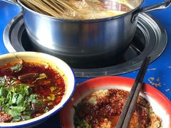 -马路边边麻辣烫(世纪金源店)