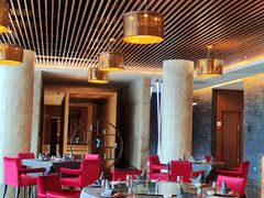 -粤尚腾香居中餐厅(首都机场希尔顿店)