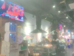 -马路牙子地桌烤肉(工体店)