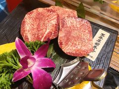 黑牛厚切牛舌-黑牛の店·和牛烧肉(合生汇店)